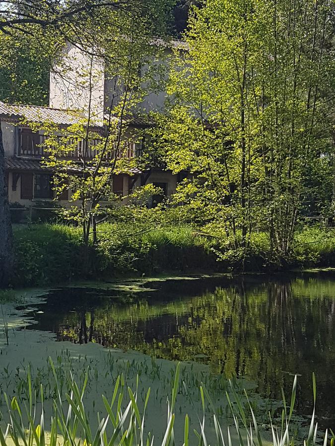 Le Moulin De Charin La Pommeraie-sur-Sèvre Exterior photo